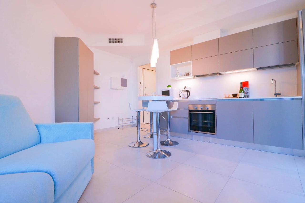 H11 Luxury 9A - Porto - Piscina - Jacuzzi Daire Santo Stefano al Mare Dış mekan fotoğraf