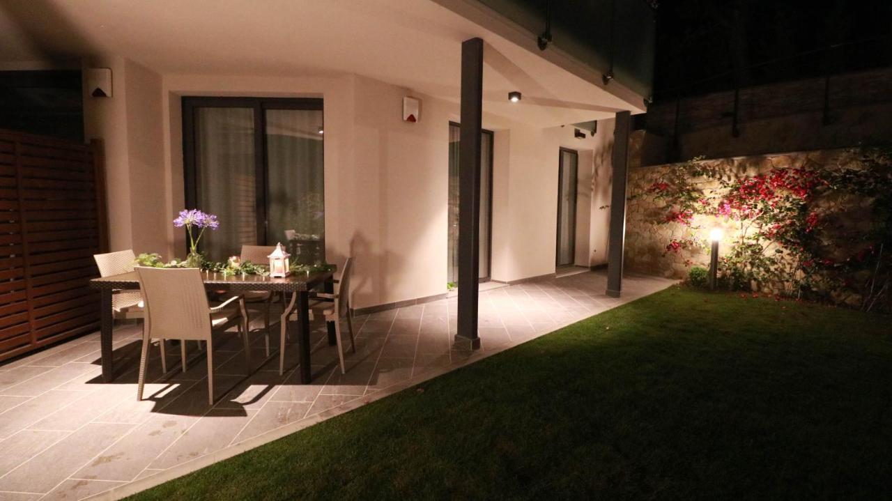 H11 Luxury 9A - Porto - Piscina - Jacuzzi Daire Santo Stefano al Mare Dış mekan fotoğraf